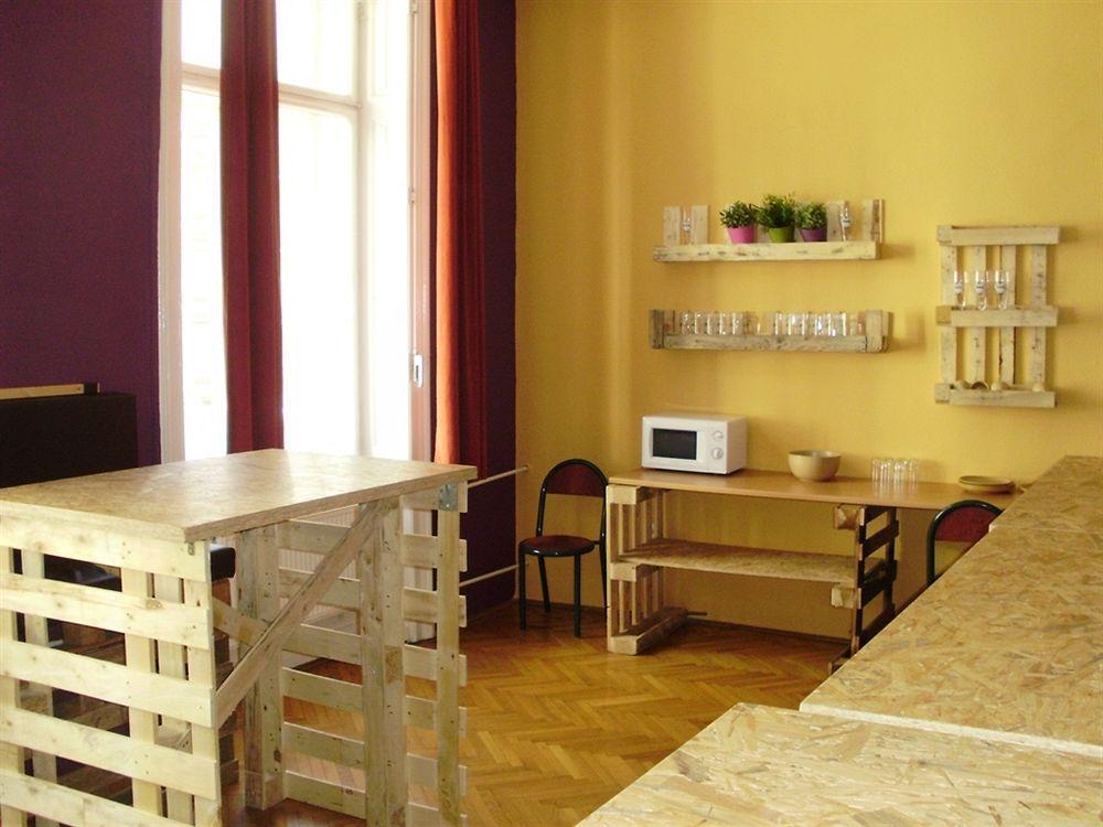 2B Hostel & Rooms Budapest Exterior foto